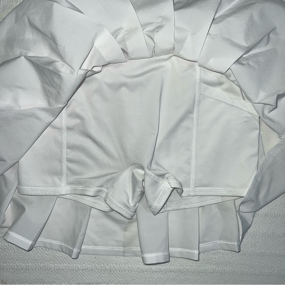 Alo Yoga Varsity Pleated Tennis Skirt Skort Womens Size S A Line Preppy Golf - Picture 5 of 7